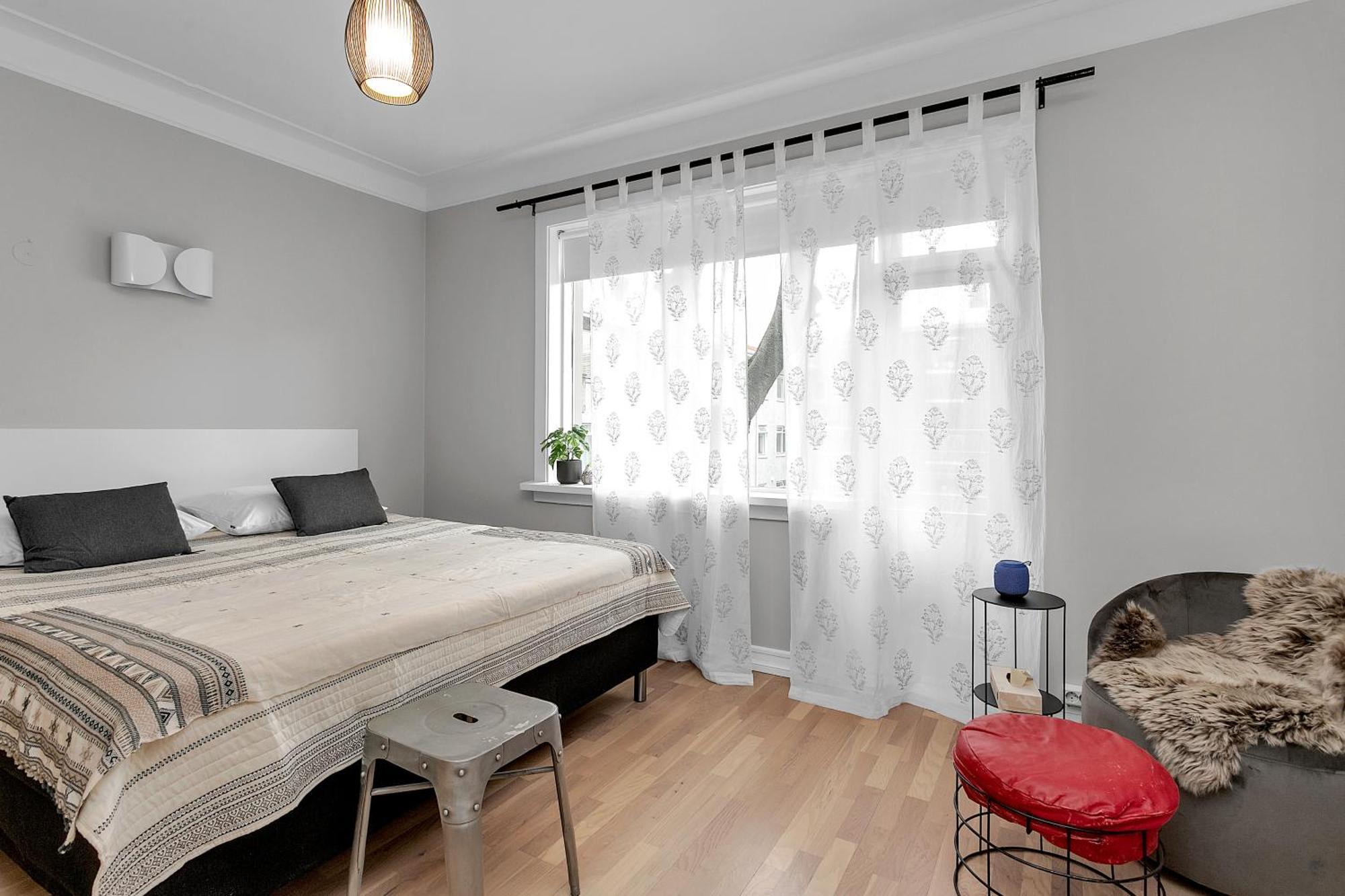 Modern & Cozy Downtown Reiquiavique